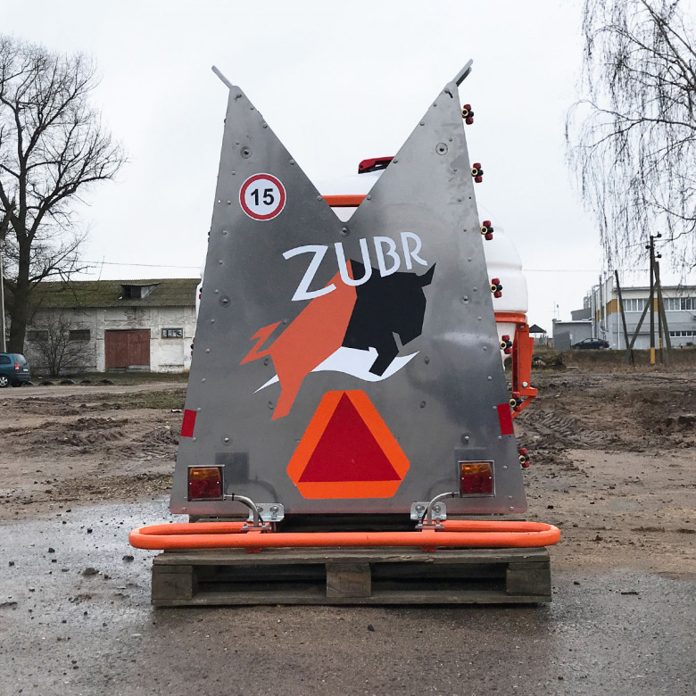 Опрыскиватель Зубр НВ с приставкой “Колонна 2.0”