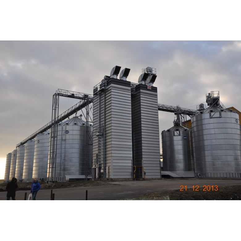 Циклическая шахтная зерносушилка Strahl 7000FR